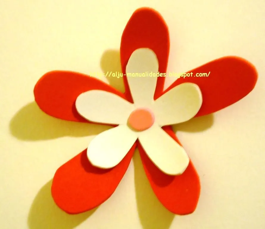 Flores en foami para decorar paredes - Imagui Flores en foami para decorar paredes - Imagui