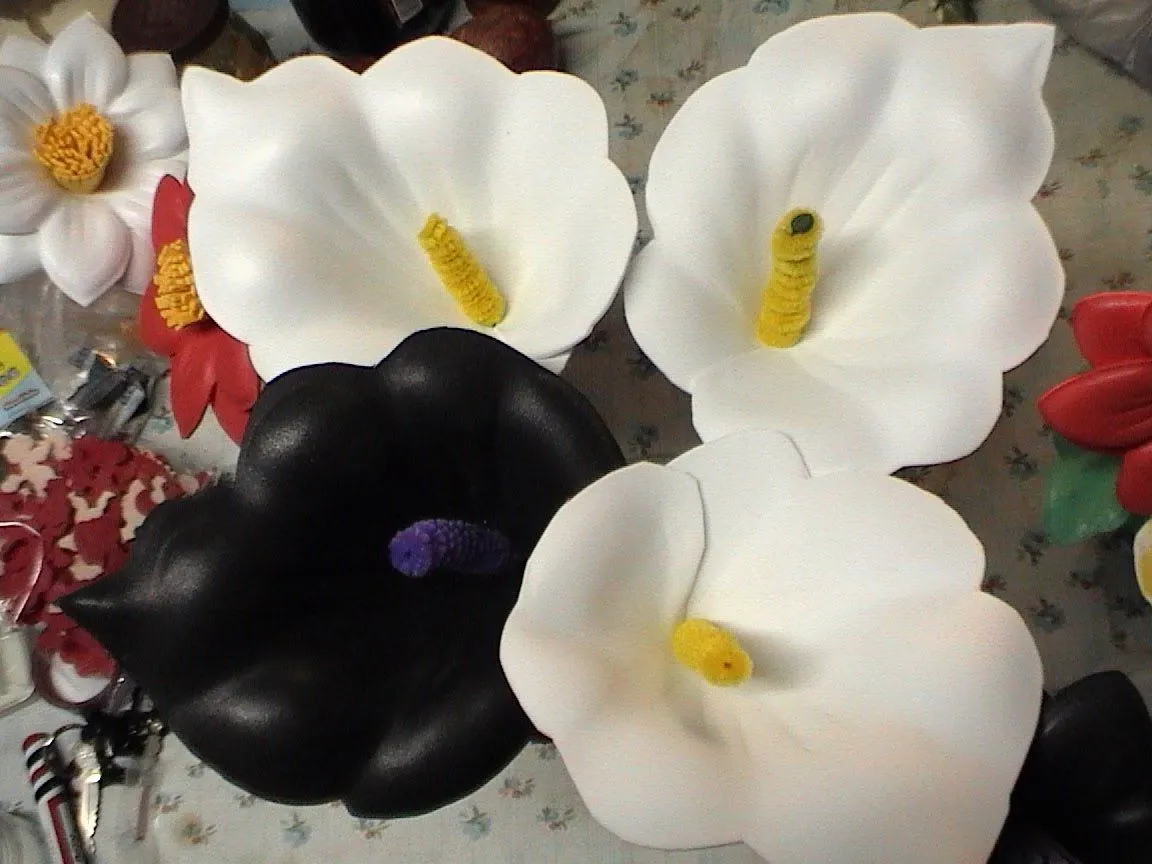 Estas flores si las hice con molde en fomi. Estas flores si las hice con molde en fomi.