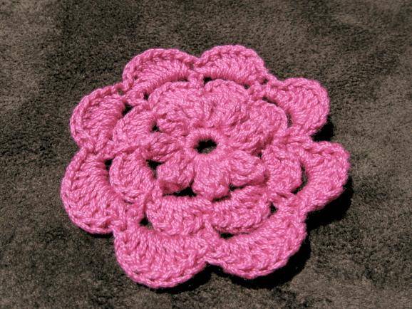 Como hacer flores de ganchillo de lana - Innatia.com Como hacer flores de ganchillo de lana - Innatia.com