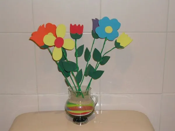 flores de goma eva (2) | Aprender manualidades es facilisimo. flores de goma eva (2) | Aprender manualidades es facilisimo.