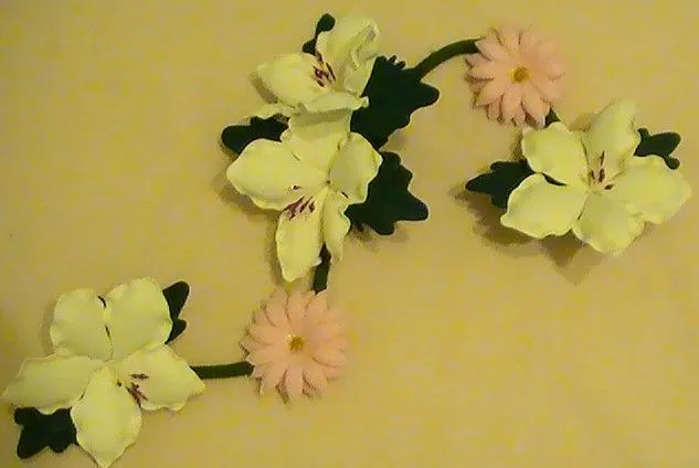 Flores En Goma Eva : Libro GRATIS "Descubre Este ARTE FLORAL, y ... Flores En Goma Eva : Libro GRATIS "Descubre Este ARTE FLORAL, y ...