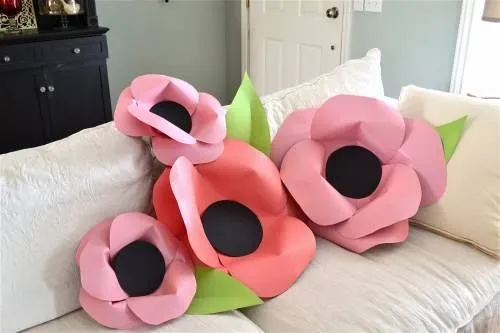 Como hacer flores grandes en papel cartulina. Enormes flores de ... Como hacer flores grandes en papel cartulina. Enormes flores de ...