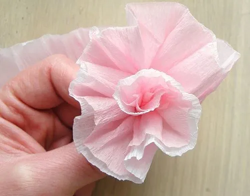 como-hacer-flores-papel- ...