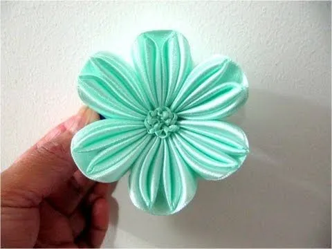 Flores pétalos diamantes en cintas para el cabello paso a paso ... Flores pétalos diamantes en cintas para el cabello paso a paso ...