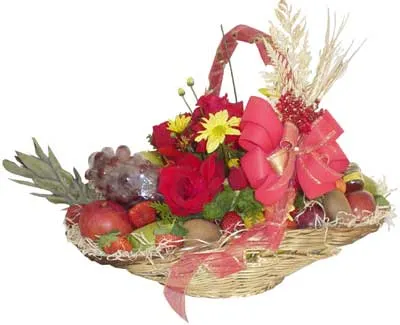 Floricultura Pica-Pau sumaré: CESTA DE FRUTAS Floricultura Pica-Pau sumaré: CESTA DE FRUTAS