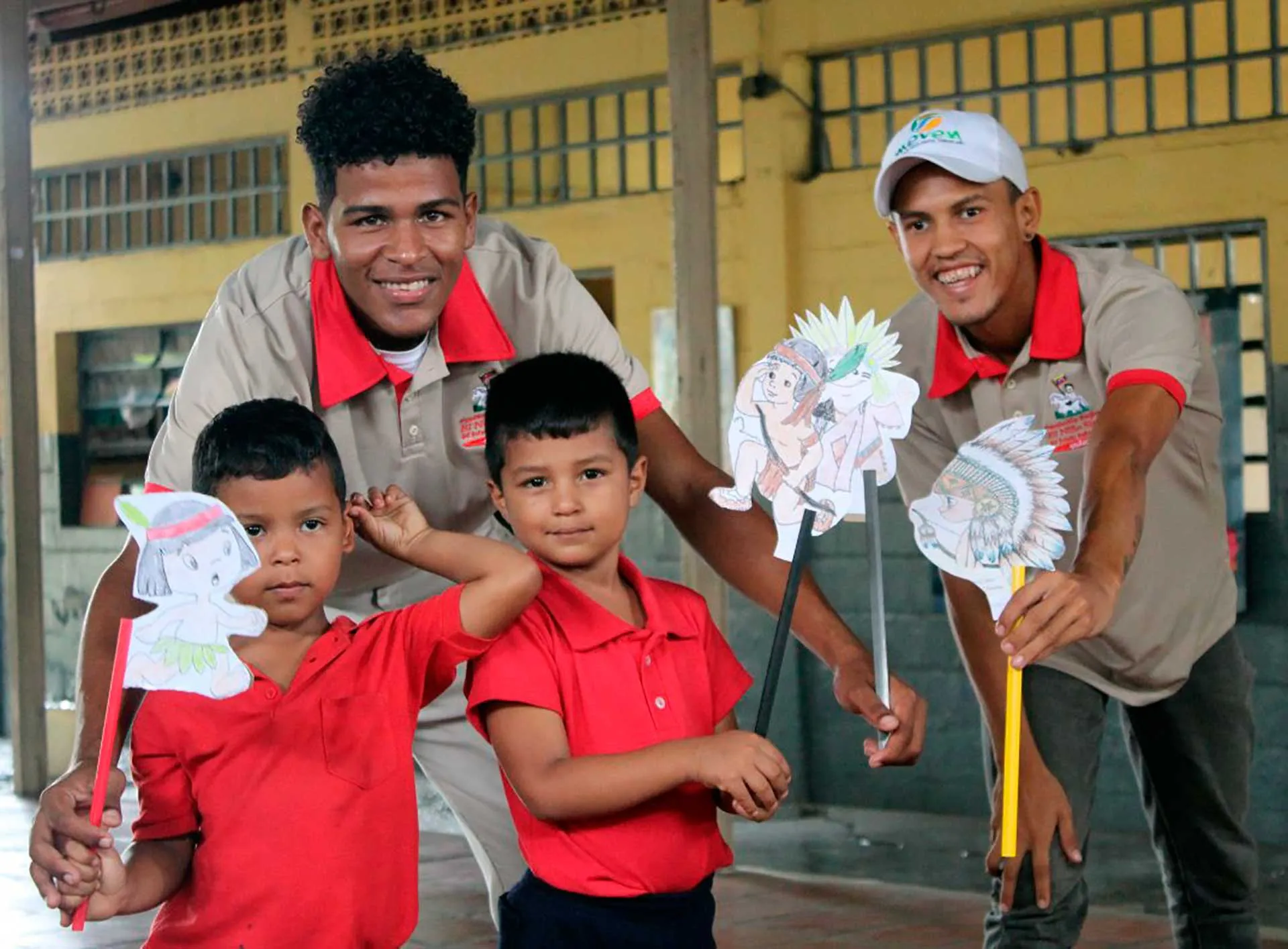 FNNS - Preescolares “El Niño Simón” conmemoraron el Día de la Resistencia  Indígena