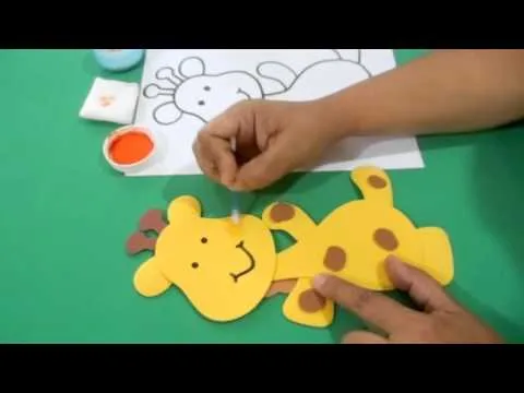 Figura de Foami Jirafa Baby Shower - YouTube Figura de Foami Jirafa Baby Shower - YouTube