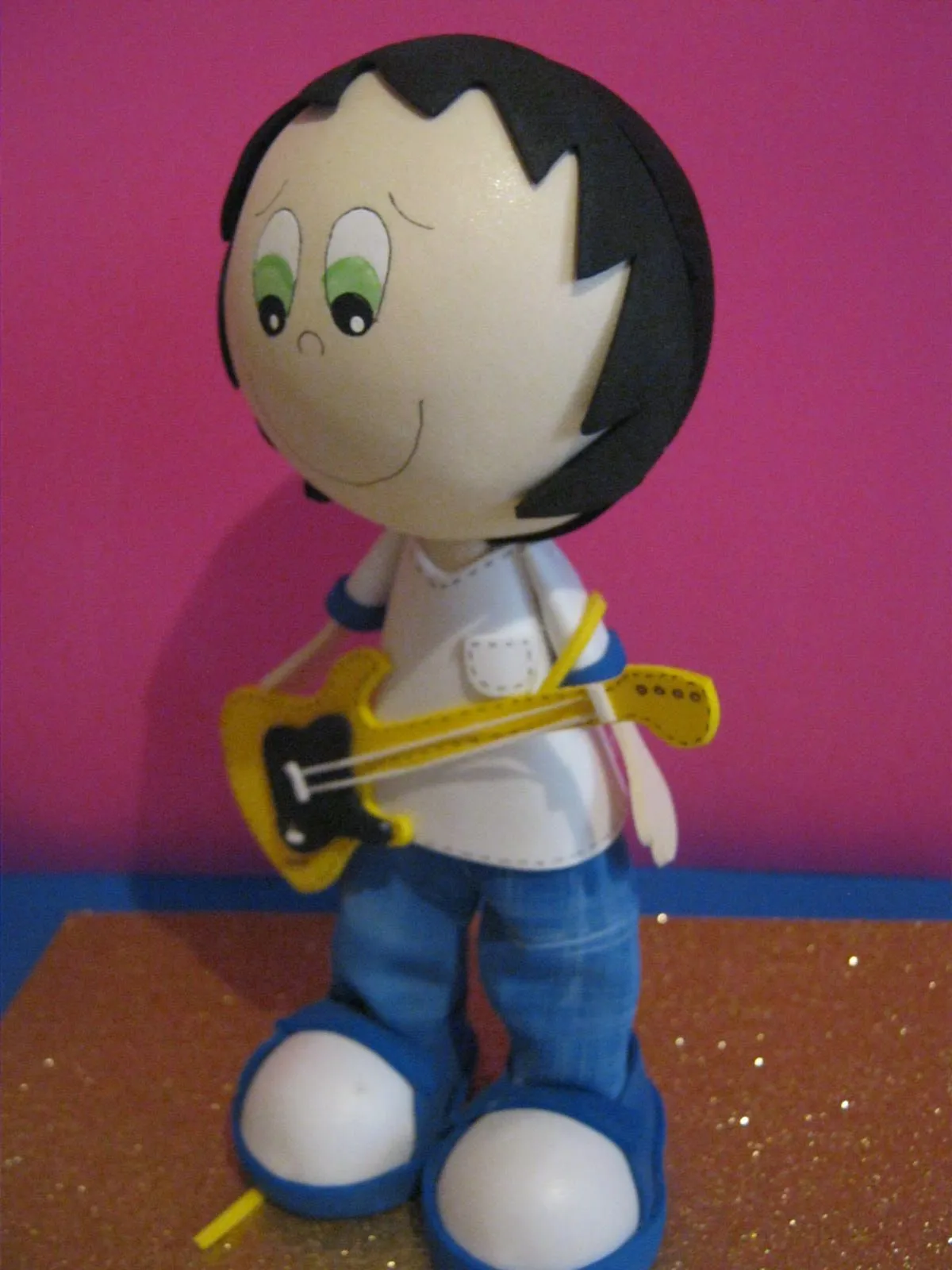 Mis Fofuchas 2013 Artfoamicol: Fofucho Guitarrista Con Jeans De ... Mis Fofuchas 2013 Artfoamicol: Fofucho Guitarrista Con Jeans De ...