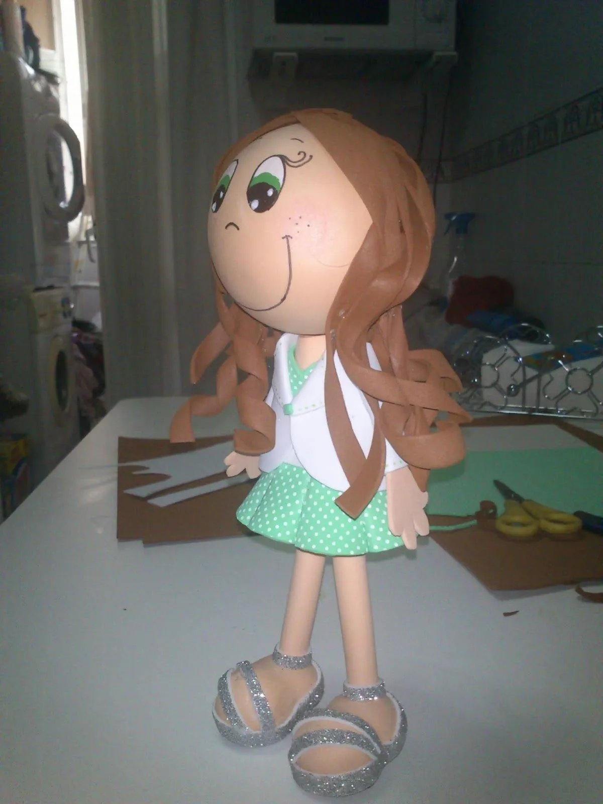 Mis Fofuchas : Fofucha de pelo largo ondulado y zapatos de tacón Mis Fofuchas : Fofucha de pelo largo ondulado y zapatos de tacón