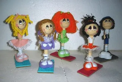 fofuchas con goma eva (5) | Aprender manualidades es facilisimo.com fofuchas con goma eva (5) | Aprender manualidades es facilisimo.com