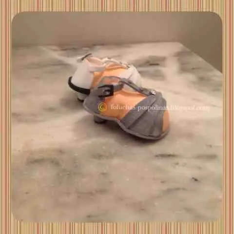 fofuchas-pospolinas: zapato de tacon, sandalia para fofucha fofuchas-pospolinas: zapato de tacon, sandalia para fofucha