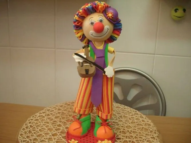 Como hacer un fofucho payaso - Todo en Goma Eva Como hacer un fofucho payaso - Todo en Goma Eva