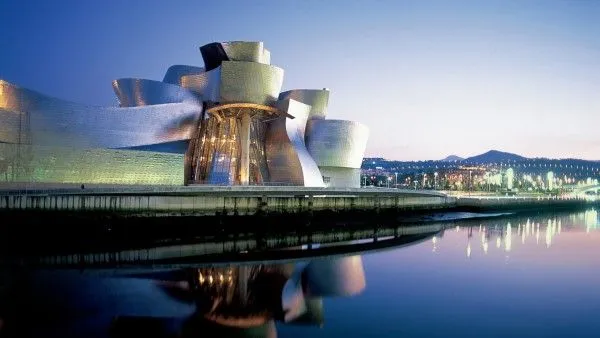 Fondo Pantalla museo Guggenheim de Bilbao - Fondos de Pantalla ...