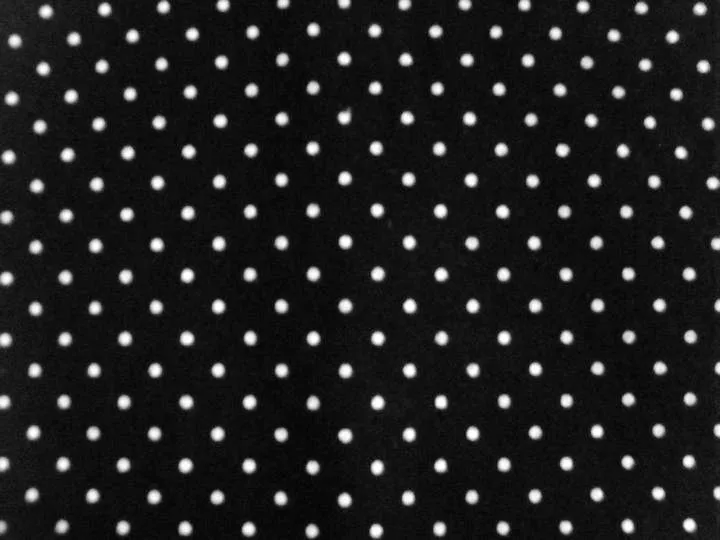 Fondo de pantalla rosa con lunares blancos - Imagui