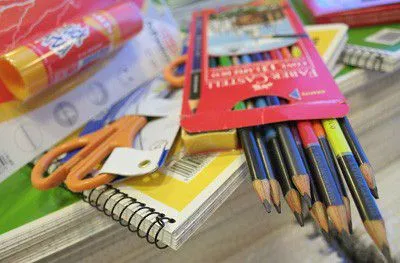 Dibujos de utiles escolares en ingles - Imagui