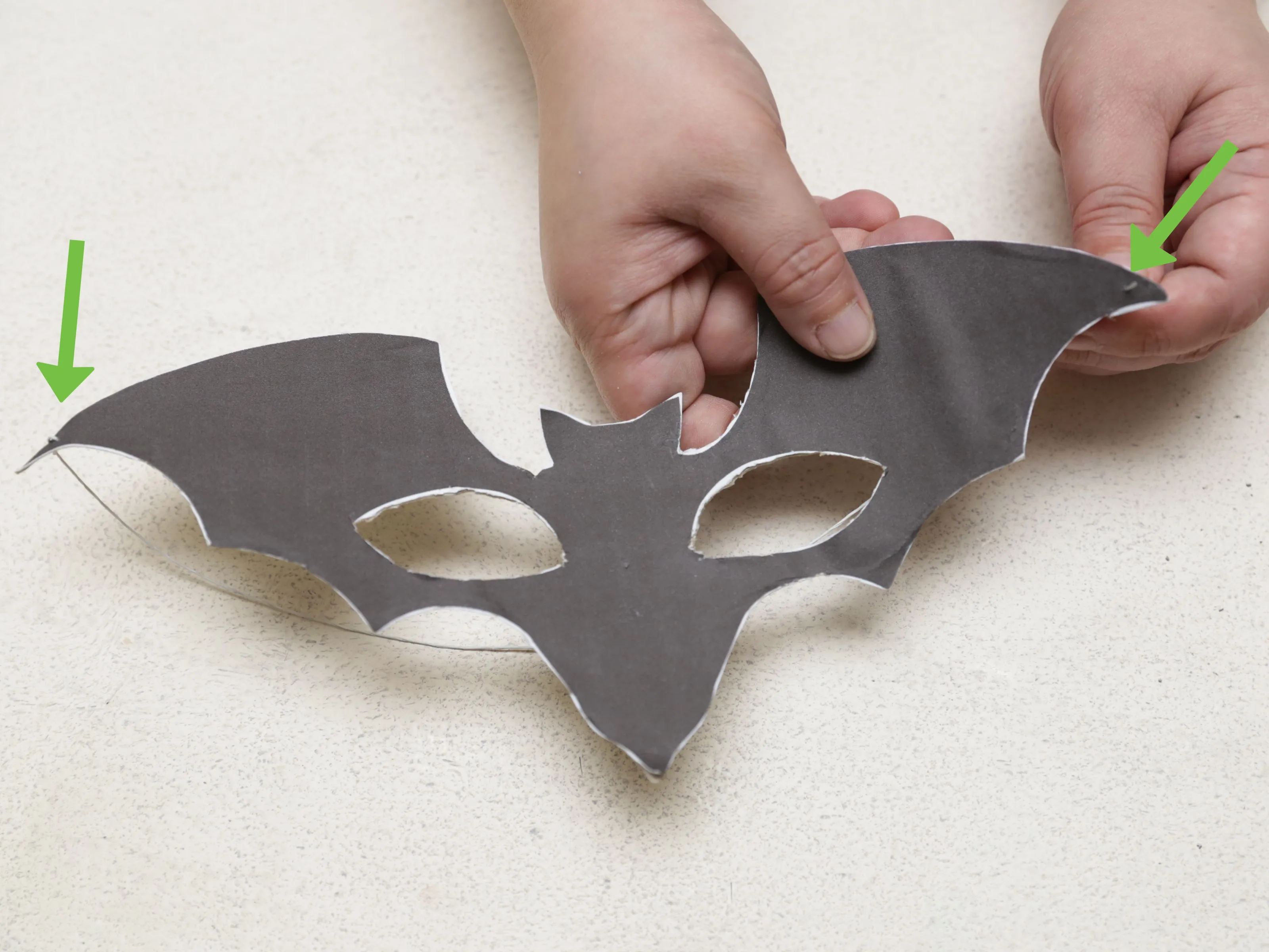 4 formas de elaborar una máscara de Batman - wikiHow 4 formas de elaborar una máscara de Batman - wikiHow