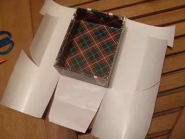 Como forrar una caja grande para regalos - Imagui