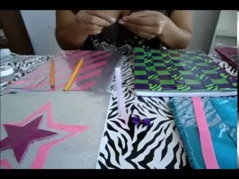 Como forrar tus cuadernos creativamente con papel adheribley tus ... Como forrar tus cuadernos creativamente con papel adheribley tus ...