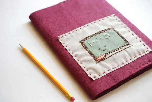 Forro de fieltro para cuadernos - Guía de MANUALIDADES Forro de fieltro para cuadernos - Guía de MANUALIDADES