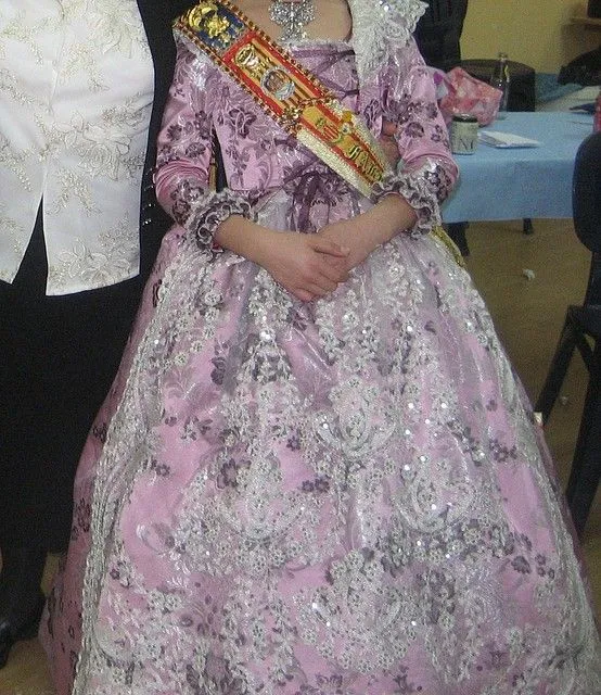 Fòrum Faller Independent - Busco traje fallera niña 7 años ... Fòrum Faller Independent - Busco traje fallera niña 7 años ...