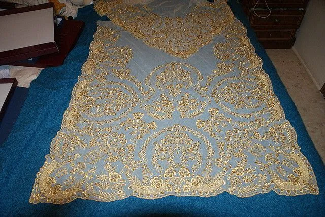 Fòrum Faller Independent - COMPRO MANTELETAS Y ADREZO EN ORO ...
