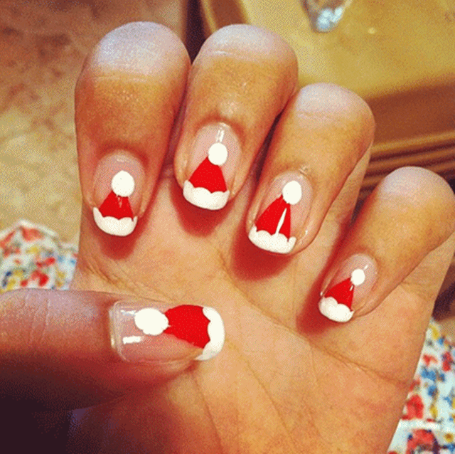 Foto 4 de ¿Cómo pintar tus uñas para Navidades? | Red17 Foto 4 de ¿Cómo pintar tus uñas para Navidades? | Red17