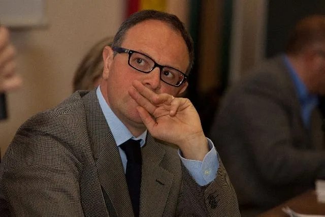 Foto di uomini sconosciuti - Imagui