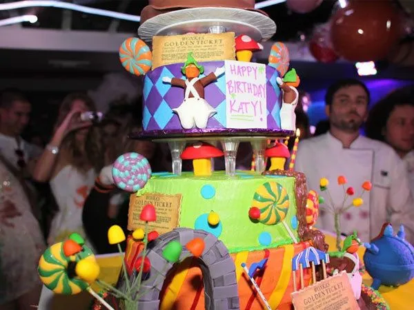 Foto de Fiesta del 25 cumpleaños de Katy Perry (23/30)