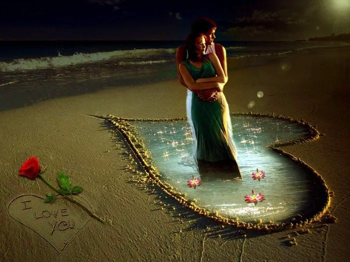 FOTOFRONTERA: Pareja de enamorados bajo la luz de la luna FOTOFRONTERA: Pareja de enamorados bajo la luz de la luna