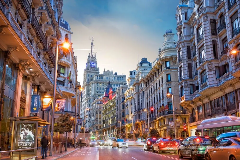 Fotografías de ciudades y paisajes: La Gran Vía en fotos Sony a7r Fotografías de ciudades y paisajes: La Gran Vía en fotos Sony a7r