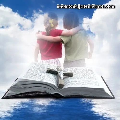 Fotomontaje junto a la Sagrada Biblia | Fotomontajes Cristianos Fotomontaje junto a la Sagrada Biblia | Fotomontajes Cristianos