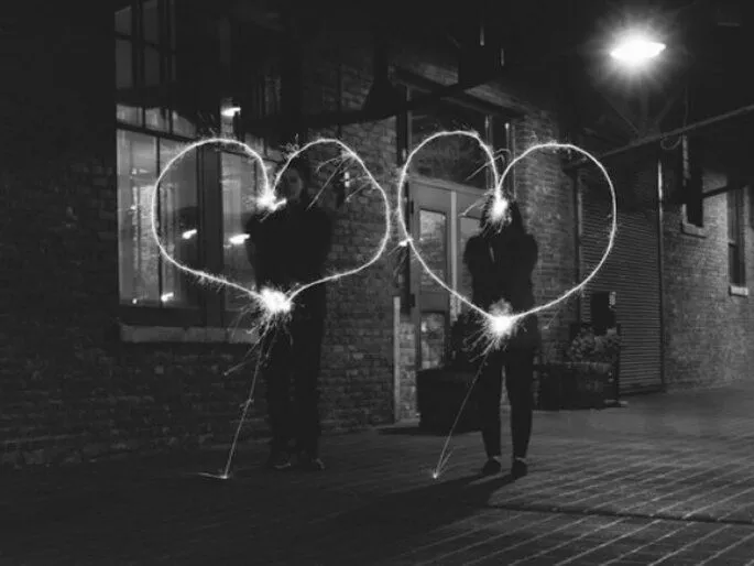 Por qué las fotos en blanco y negro de la boda son las más bonitas? Por qué las fotos en blanco y negro de la boda son las más bonitas?