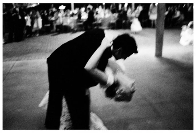 A veces las fotos de boda en blanco y negro son las mejores A veces las fotos de boda en blanco y negro son las mejores