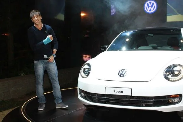 Fotos del carro de neymar - Imagui