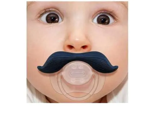 Fotos: ¿Chupar los chupones del bebé protege a los hijos? Fotos: ¿Chupar los chupones del bebé protege a los hijos?
