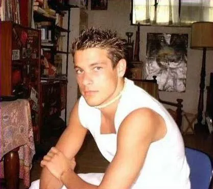 Hombres Chicos Fotos Guapos Inteligentes - FunyLool. Hombres Chicos Fotos Guapos Inteligentes - FunyLool.