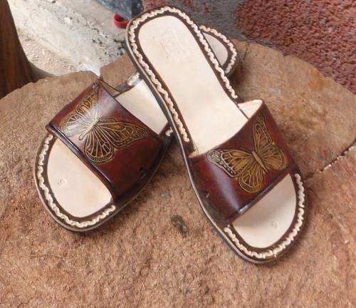 Fotos de Huaraches artesanales de piel hechos a mano, 100% calidad ... Fotos de Huaraches artesanales de piel hechos a mano, 100% calidad ...