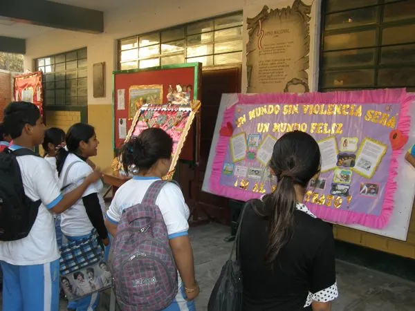 FOTOS: Murales contra la violencia infantil, elaborados por ... FOTOS: Murales contra la violencia infantil, elaborados por ...