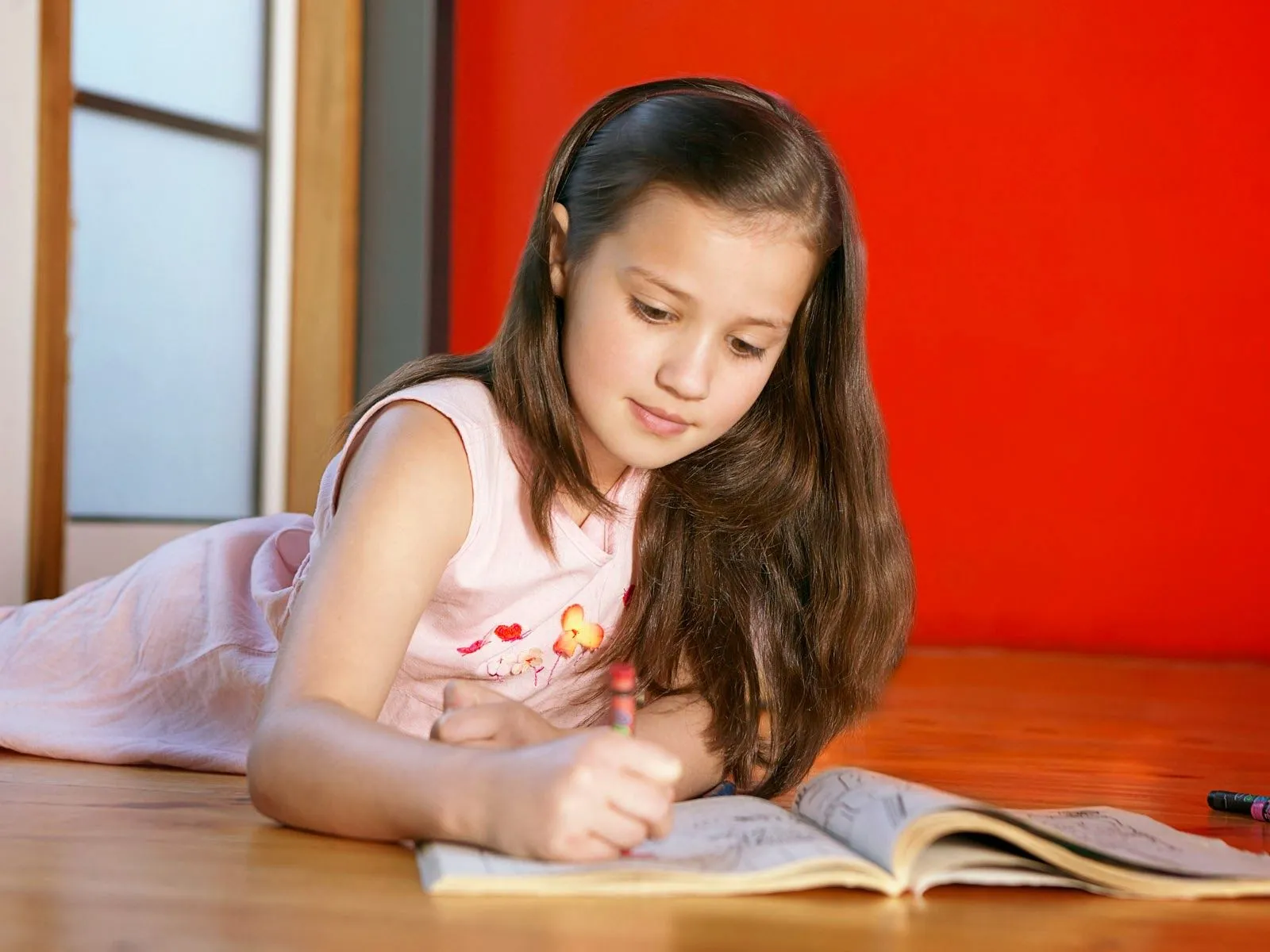 Fotos de niña dibujando ~ Mejores Fotos del Mundo | Fotografías de ... Fotos de niña dibujando ~ Mejores Fotos del Mundo | Fotografías de ...