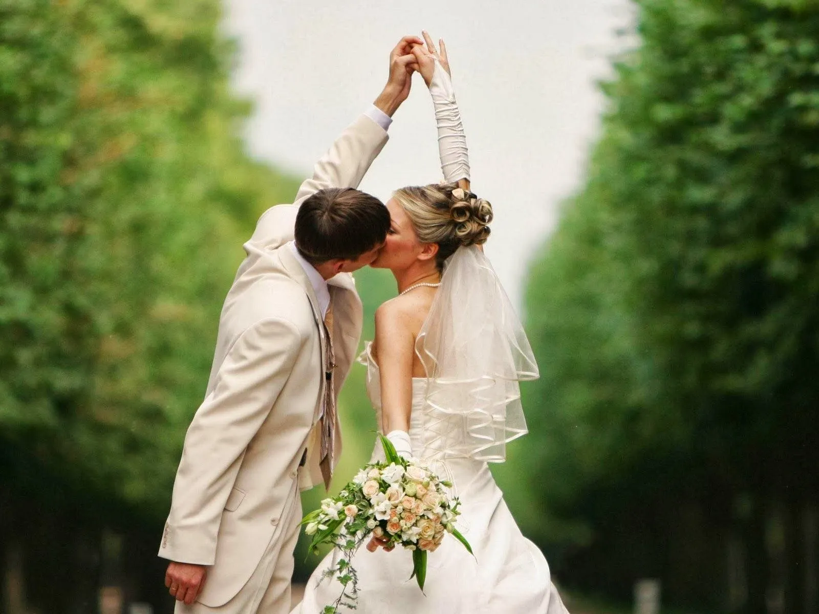 Fotos de novios besandose ~ Mejores Fotos del Mundo | Fotografías ... Fotos de novios besandose ~ Mejores Fotos del Mundo | Fotografías ...