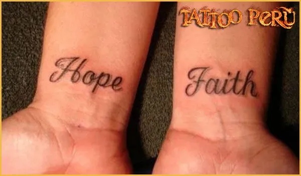 Tatuajes para la mano letras - Imagui