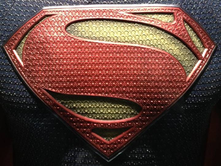 NUEVAS FOTOS DEL TRAJE DE MAN OF STEEL... ¡AHORA EN HD ...