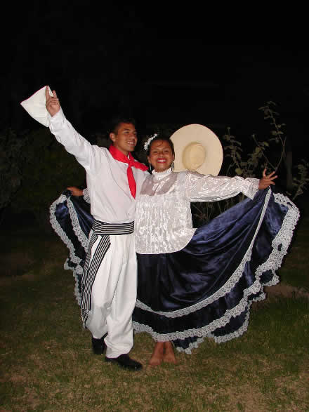 FOTOS DE TRAJES TIPICOS DEL DEPARTAMENTO DE LA LIBERTAD FOTOS DE TRAJES TIPICOS DEL DEPARTAMENTO DE LA LIBERTAD