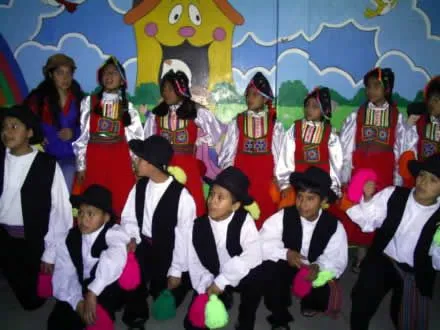 FOTOS DE TRAJES TIPICOS DEL DEPARTAMENTO DE MOQUEGUA
