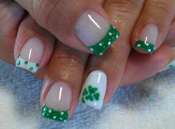 Fotos de uñas color verde - 45 Ejemplos - green nails | Decoración ...