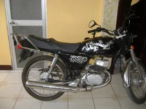 Fotos de vendo moto suzuki ax-100 II - Guayas - Autos