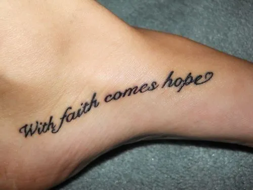 Frases para Tatuajes en los Pies | Tatuajes y Tattoos