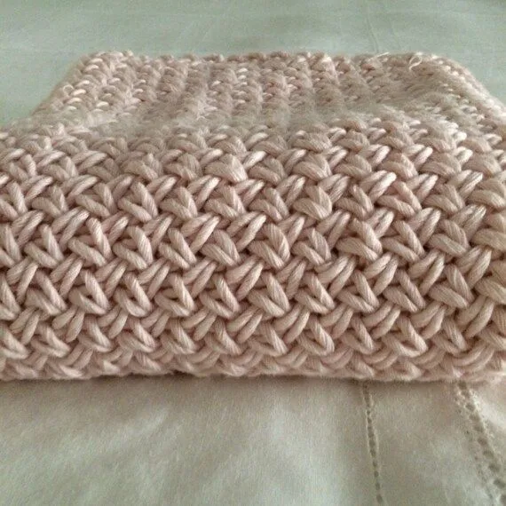Frazada bebe tejida a mano con punto por evelynWpolitzerKnits Frazada bebe tejida a mano con punto por evelynWpolitzerKnits