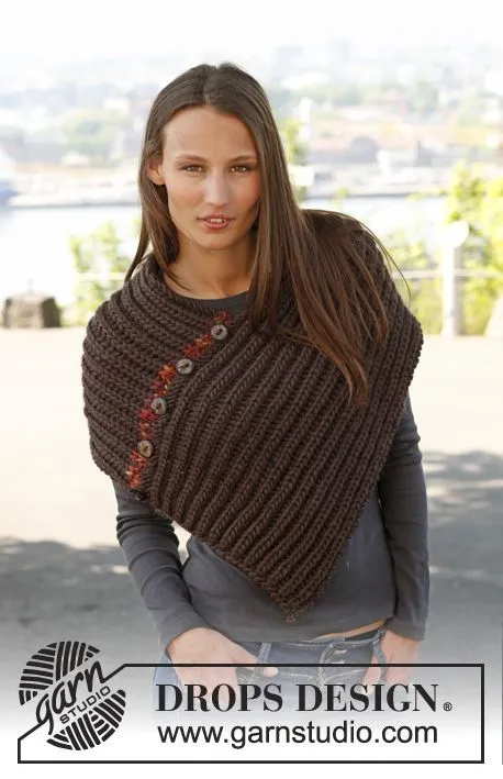 Free pattern: Knitted DROPS poncho in English rib in "Eskimo ... Free pattern: Knitted DROPS poncho in English rib in "Eskimo ...