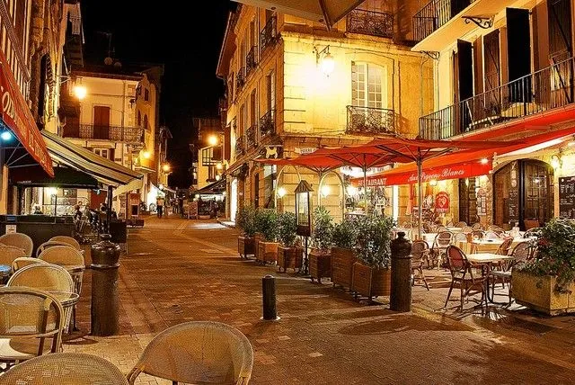 French Cafe Patio Wallpaper Wall Mural - Self-Adhesive - Multiple ... French Cafe Patio Wallpaper Wall Mural - Self-Adhesive - Multiple ...